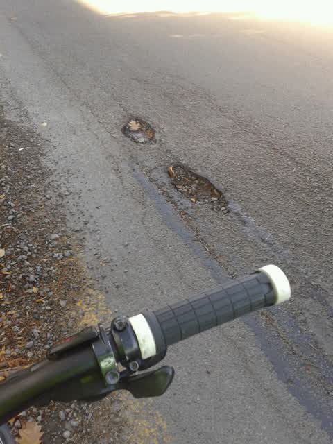 Roading/Streets, a report photo