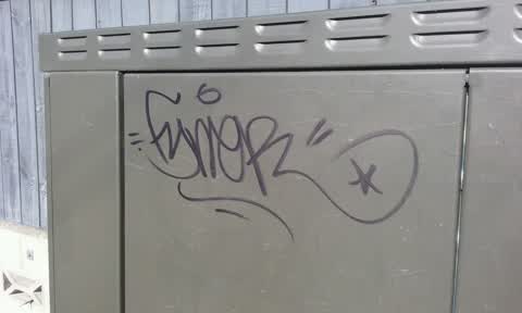 Graffiti, a report photo