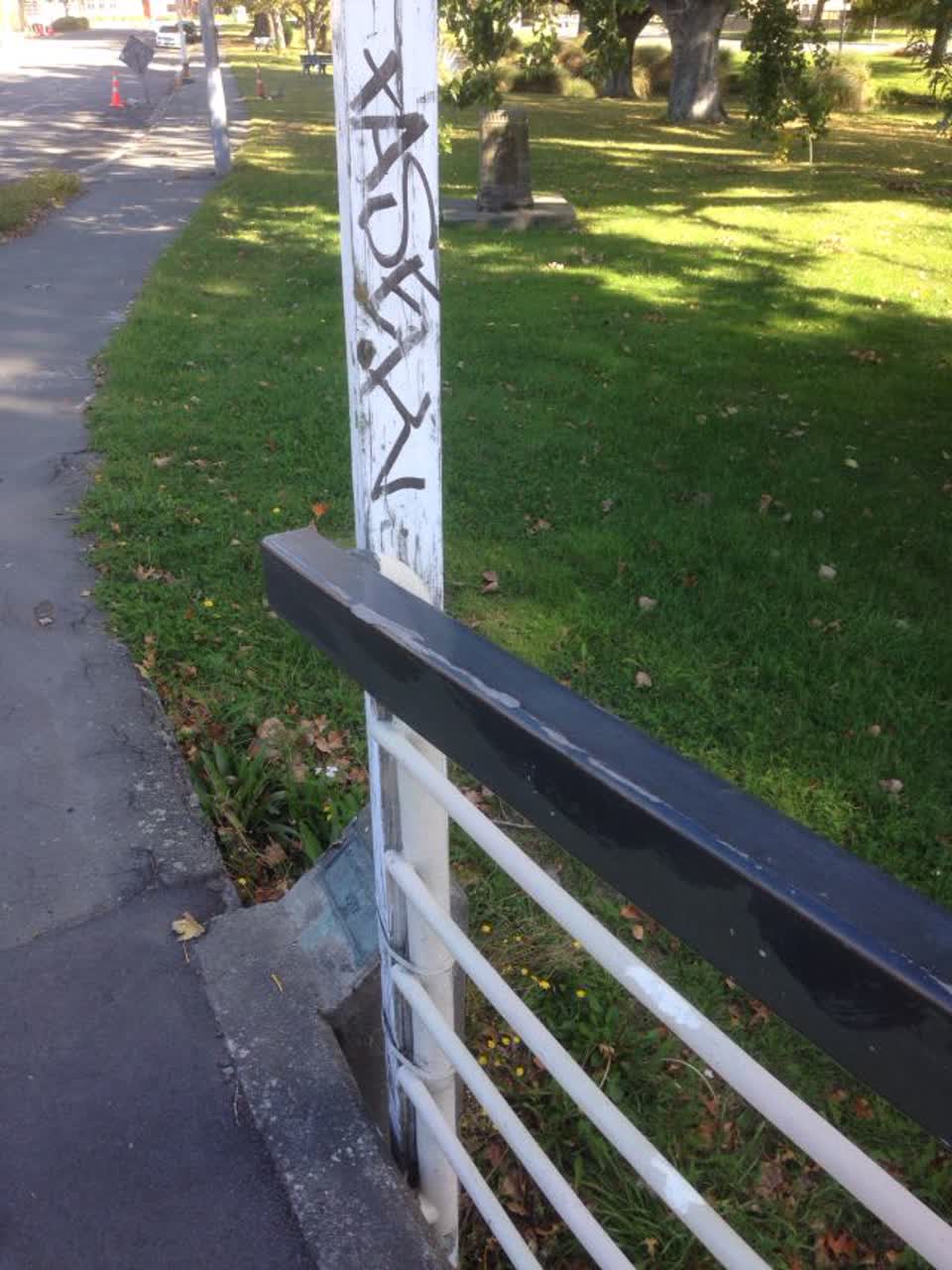 The photograph attached to this graffiti report