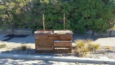 Rubbish/Recycling, a report photo