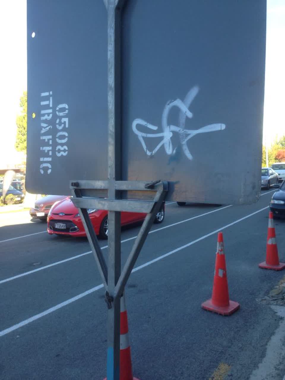 The photograph attached to this graffiti report