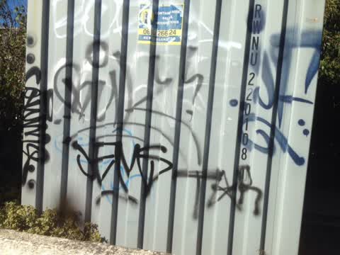 Graffiti, a report photo