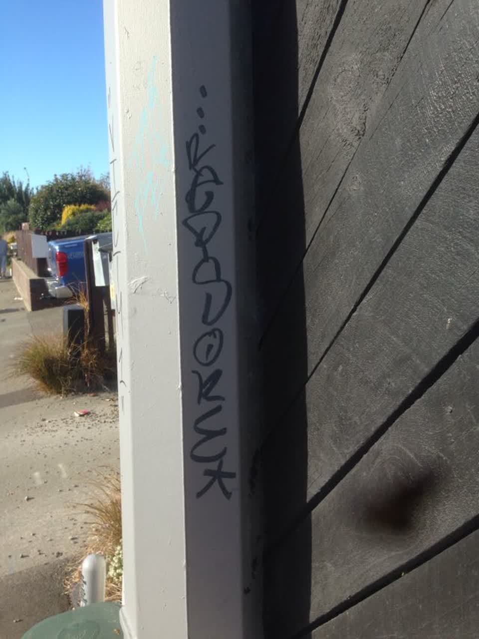 The photograph attached to this graffiti report