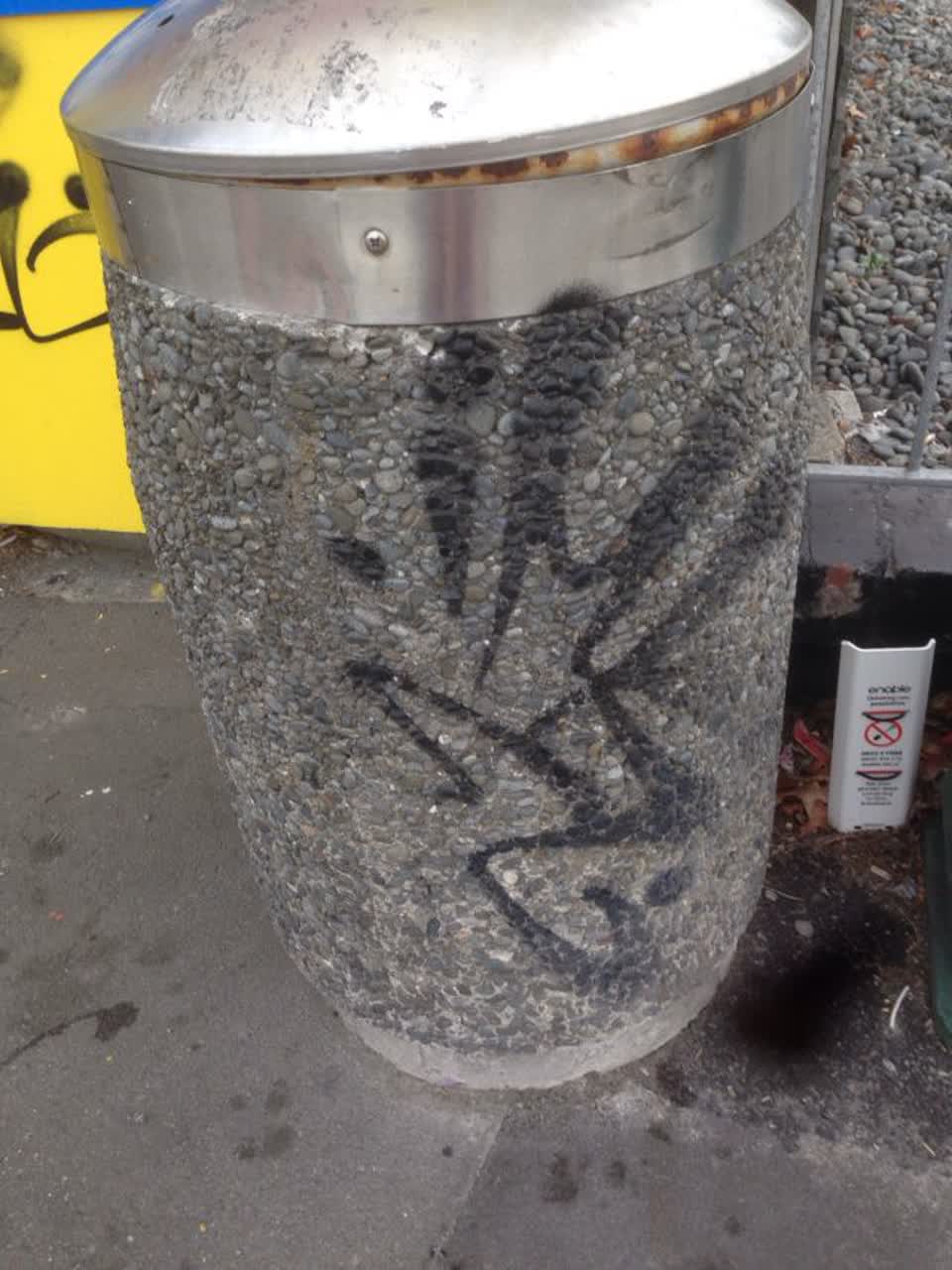 The photograph attached to this graffiti report