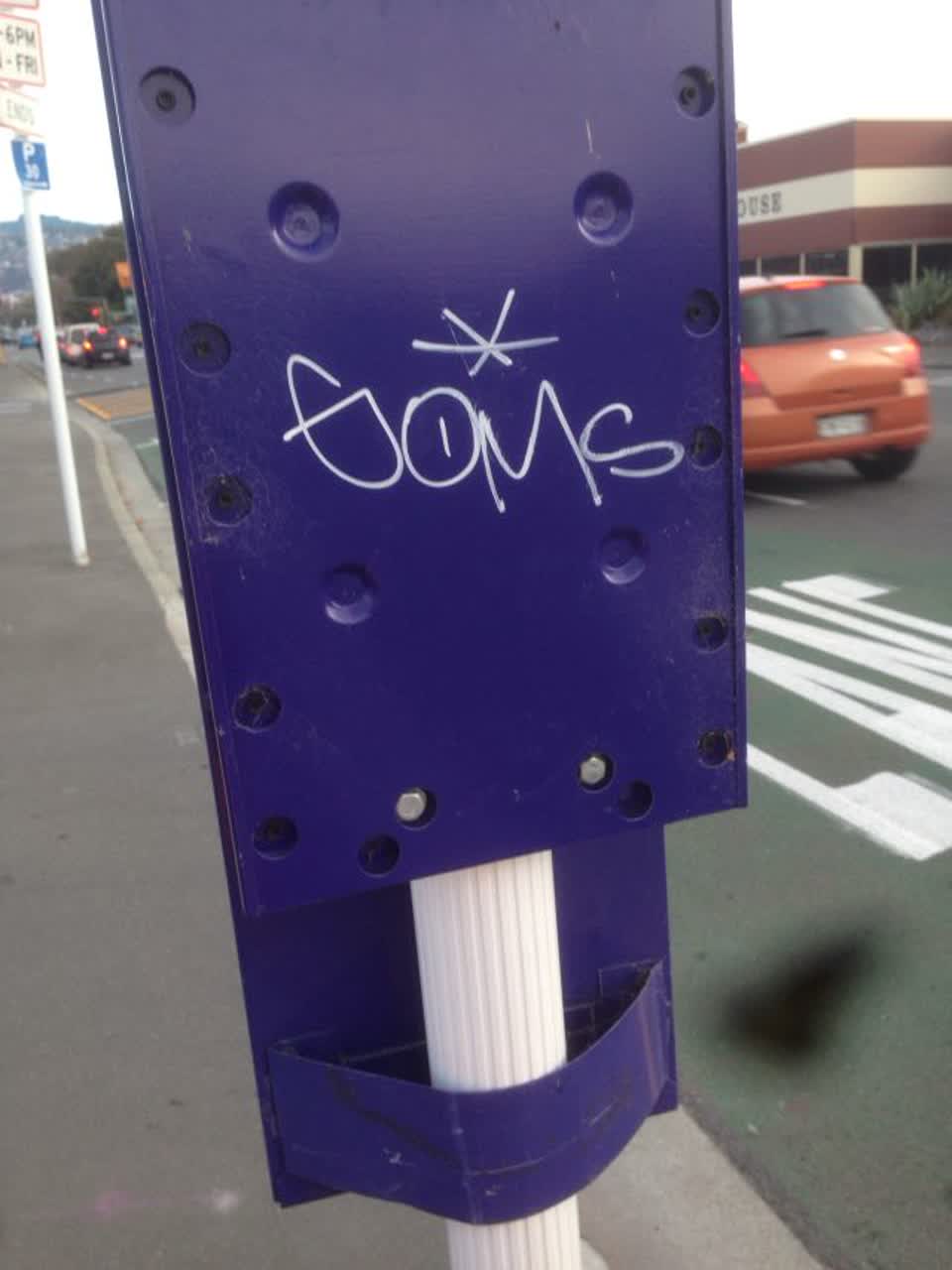 The photograph attached to this graffiti report