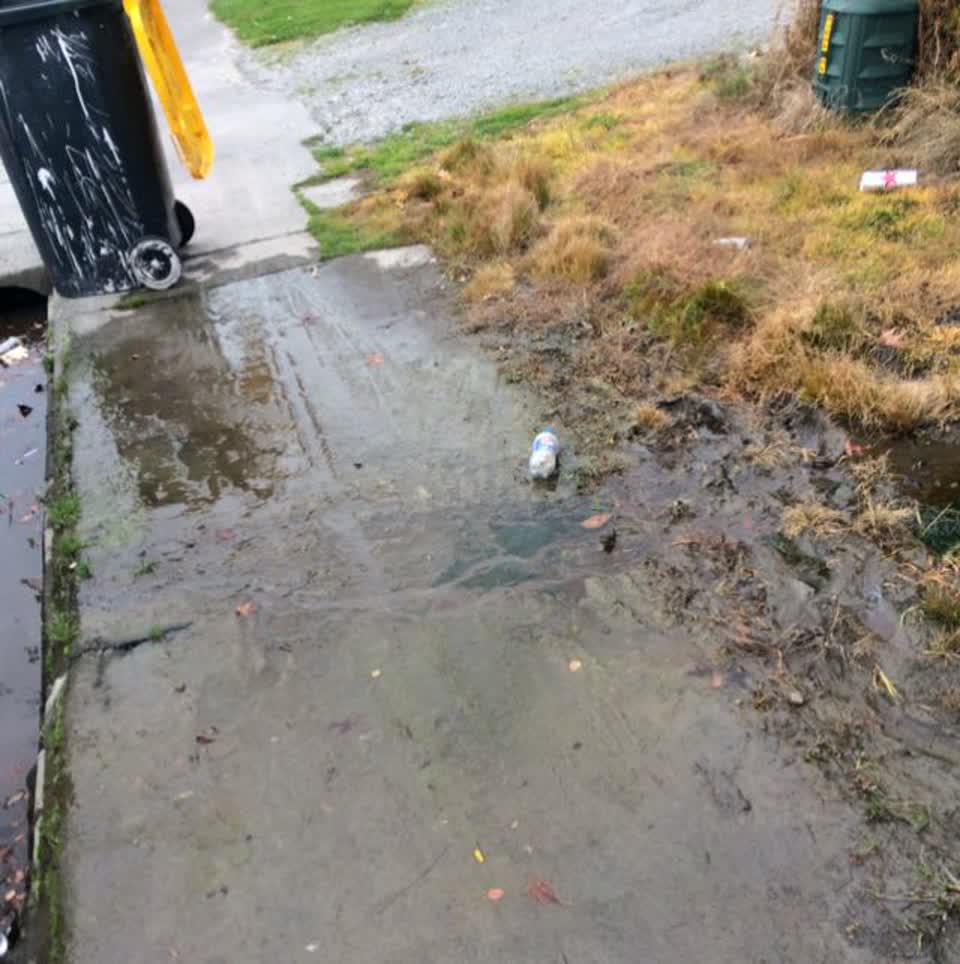 The photograph attached to this water supply report