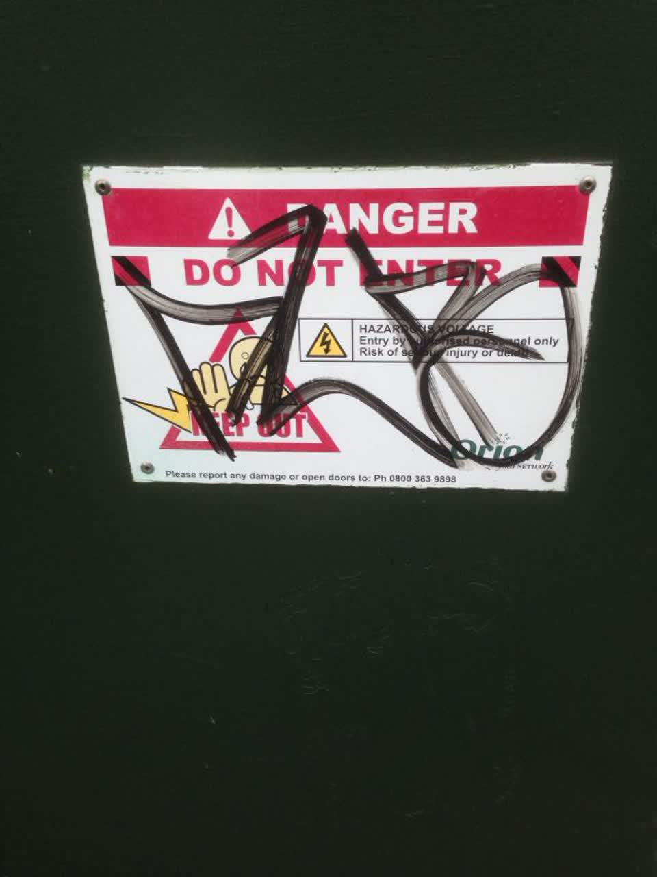 The photograph attached to this graffiti report