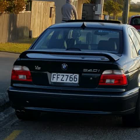 Roading/Streets, a report photo