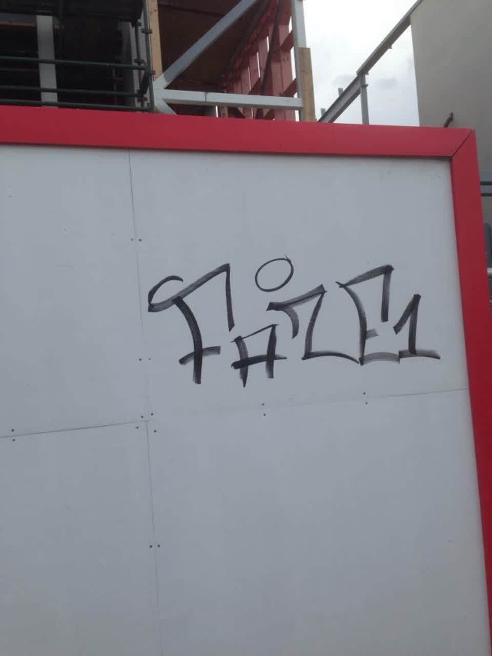 The photograph attached to this graffiti report