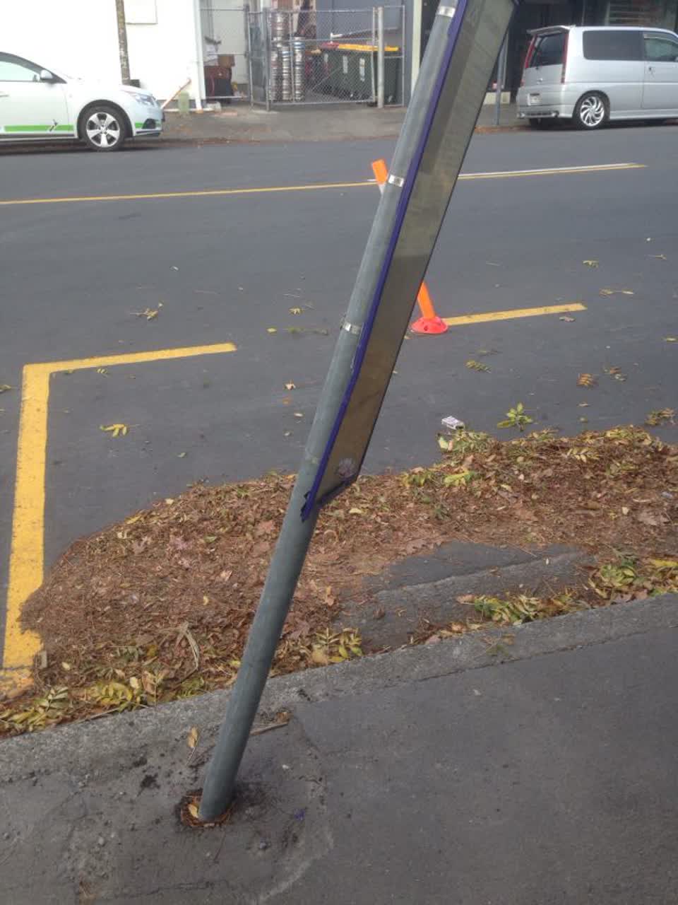 The photograph attached to this roading/streets report