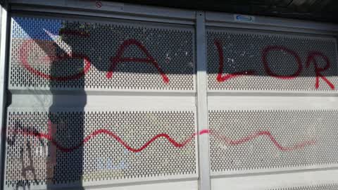 Graffiti, a report photo