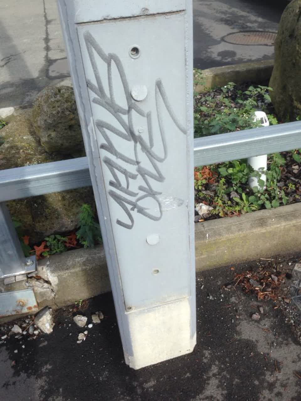 The photograph attached to this graffiti report