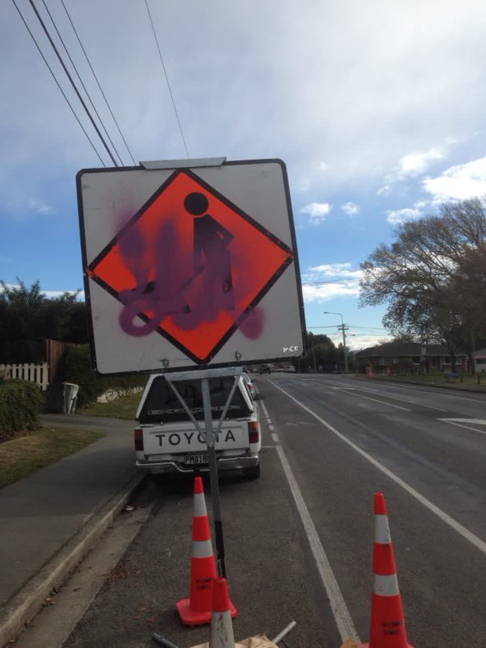 The photograph attached to this graffiti report
