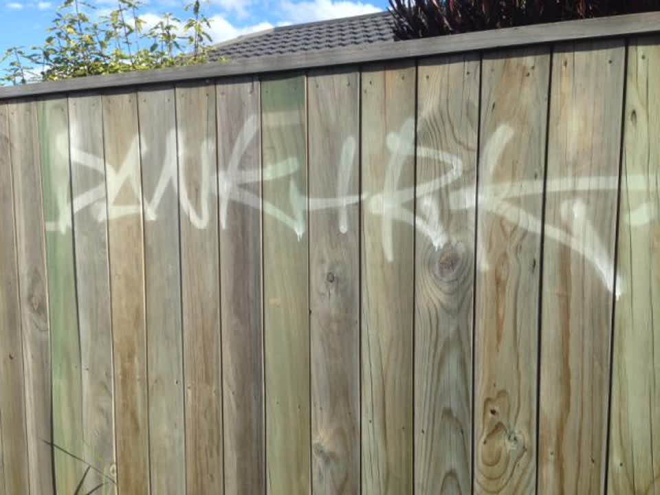 The photograph attached to this graffiti report