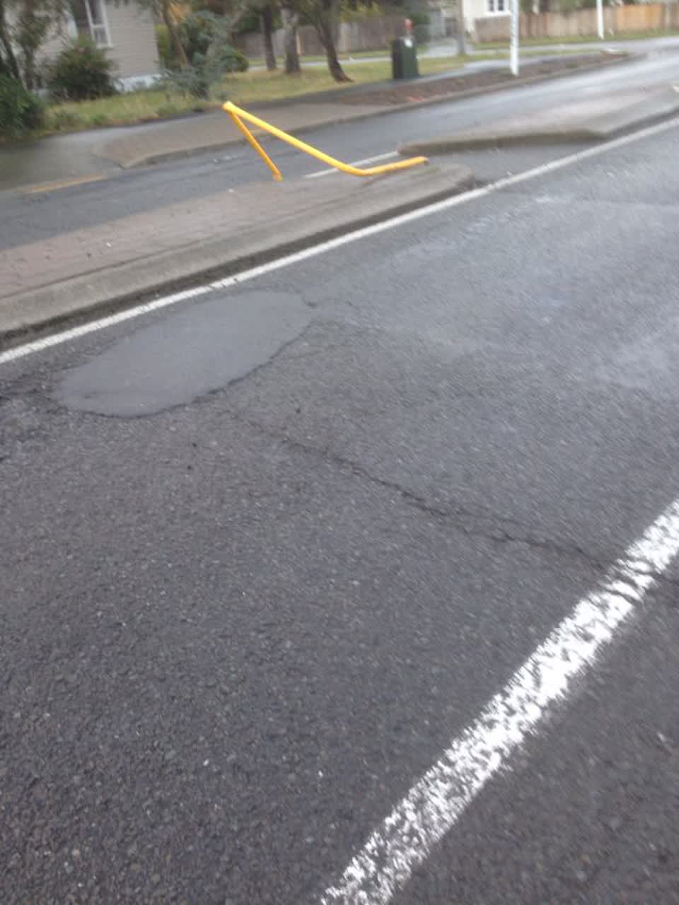 The photograph attached to this roading/streets report