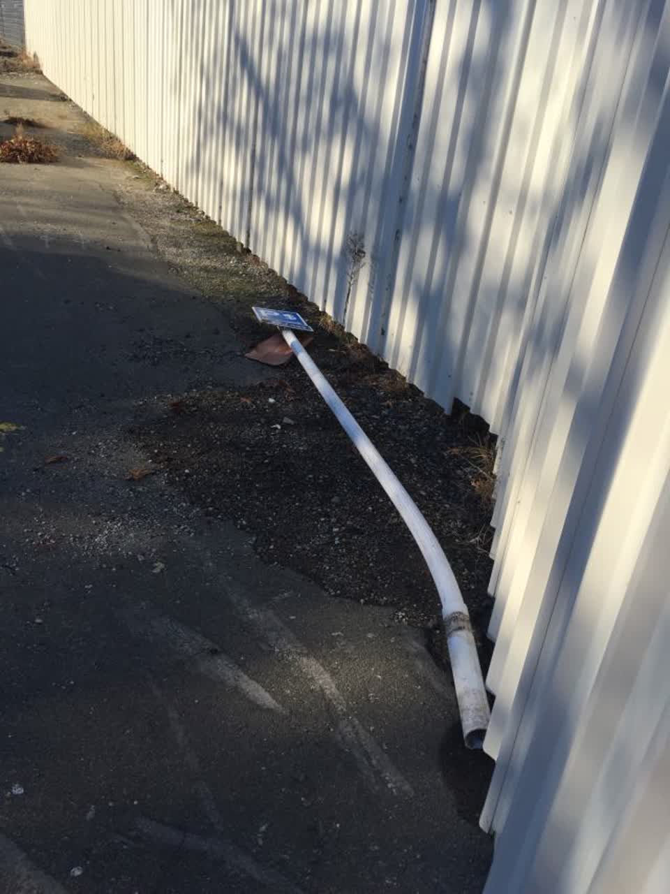 The photograph attached to this roading/streets report