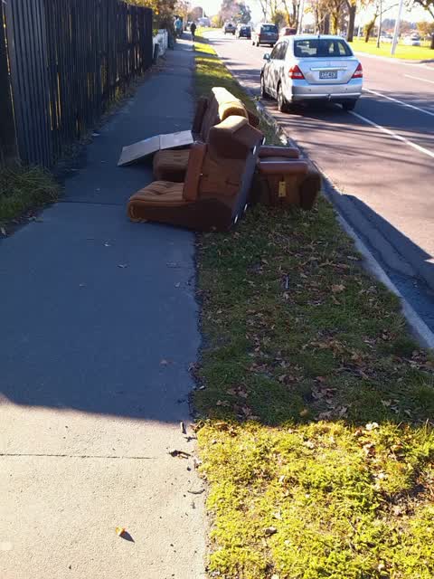 Rubbish/Recycling, a report photo