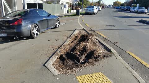 Roading/Streets, a report photo