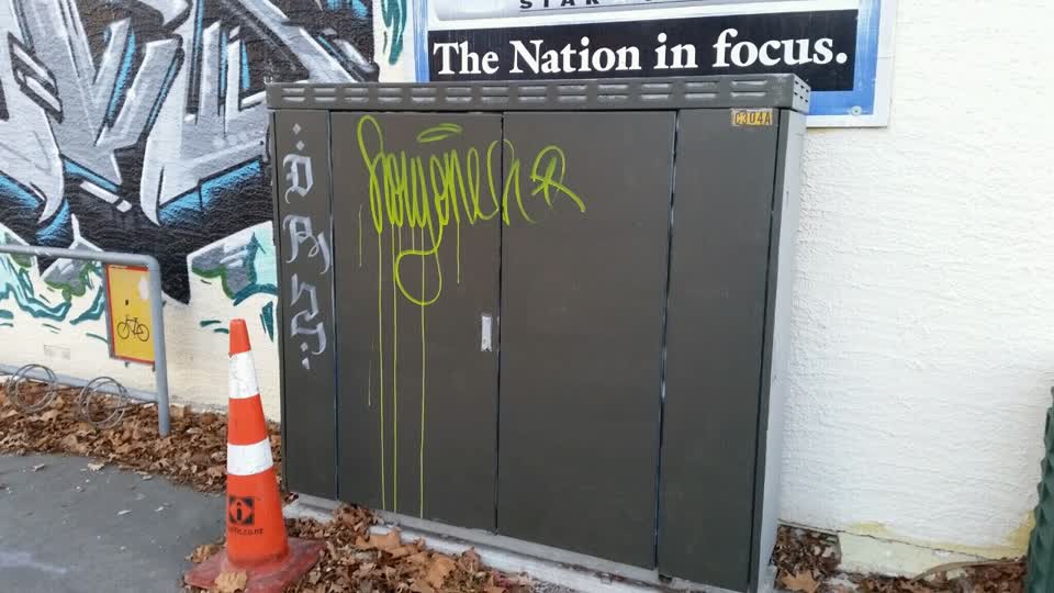 The photograph attached to this graffiti report