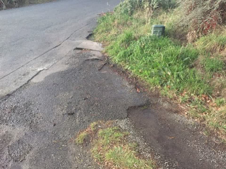 The photograph attached to this water supply report