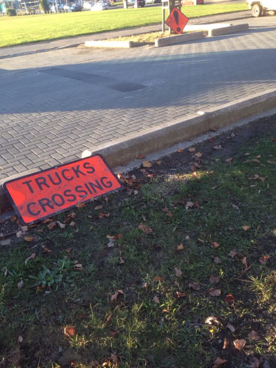The photograph attached to this roading/streets report