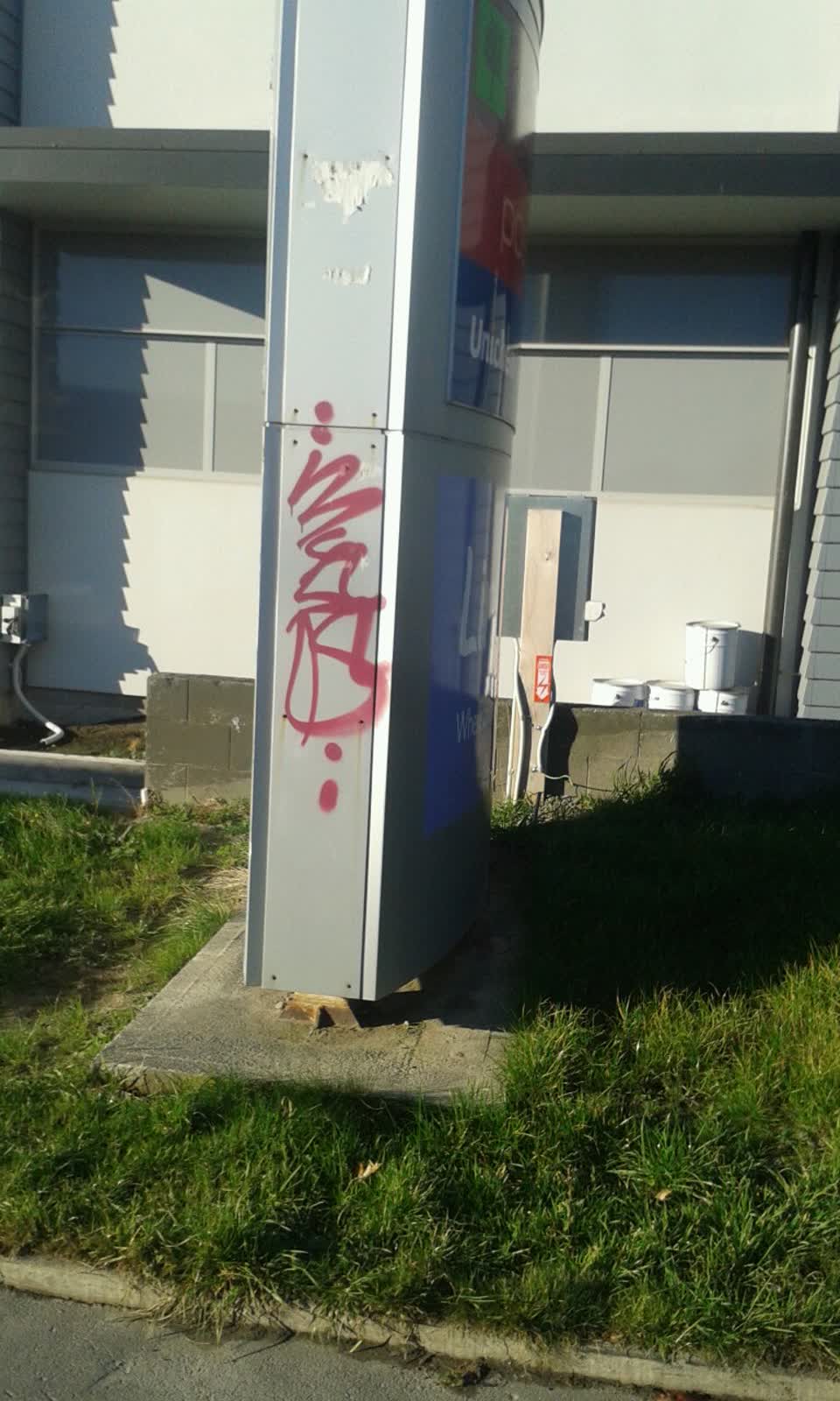 The photograph attached to this graffiti report