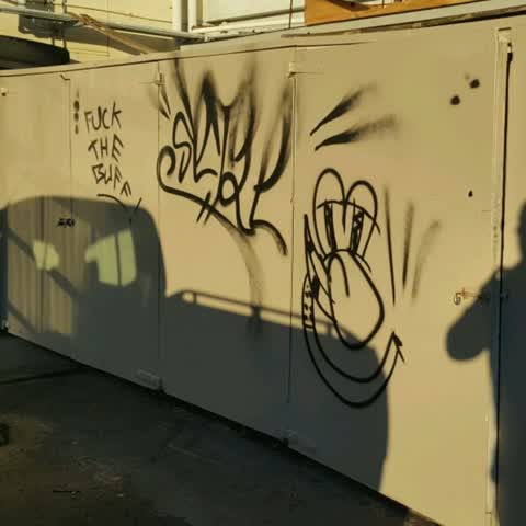 Graffiti, a report photo