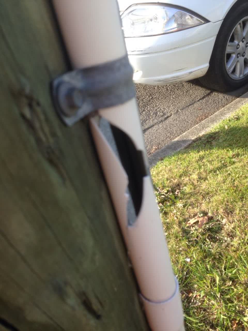 The photograph attached to this roading/streets report