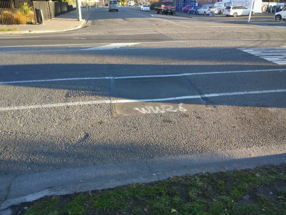 The photograph attached to this roading/streets report