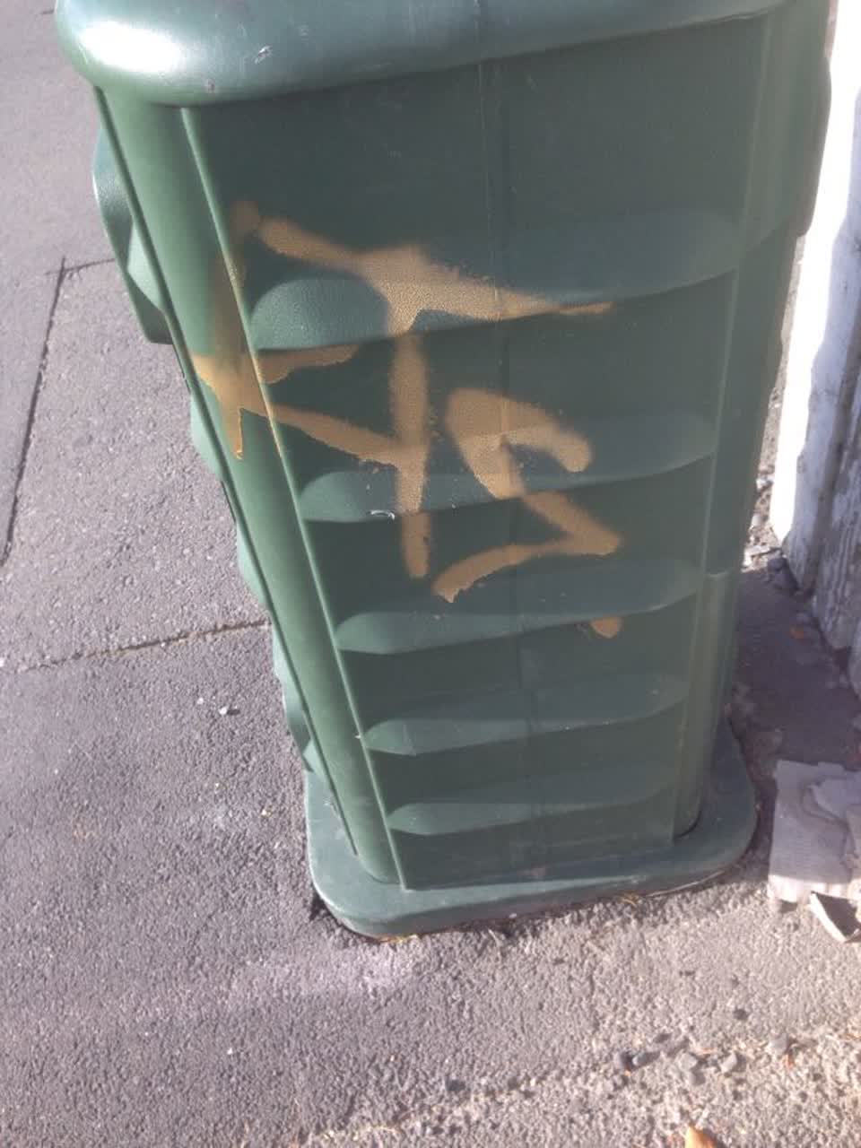 The photograph attached to this graffiti report