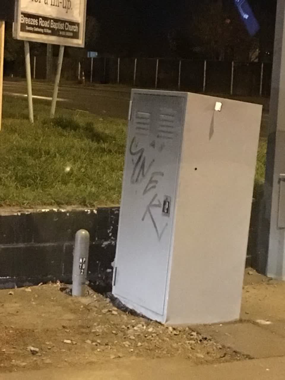 The photograph attached to this graffiti report