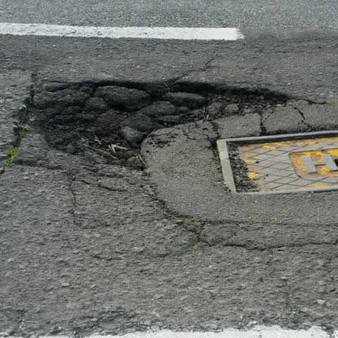 Roading/Streets, a report photo
