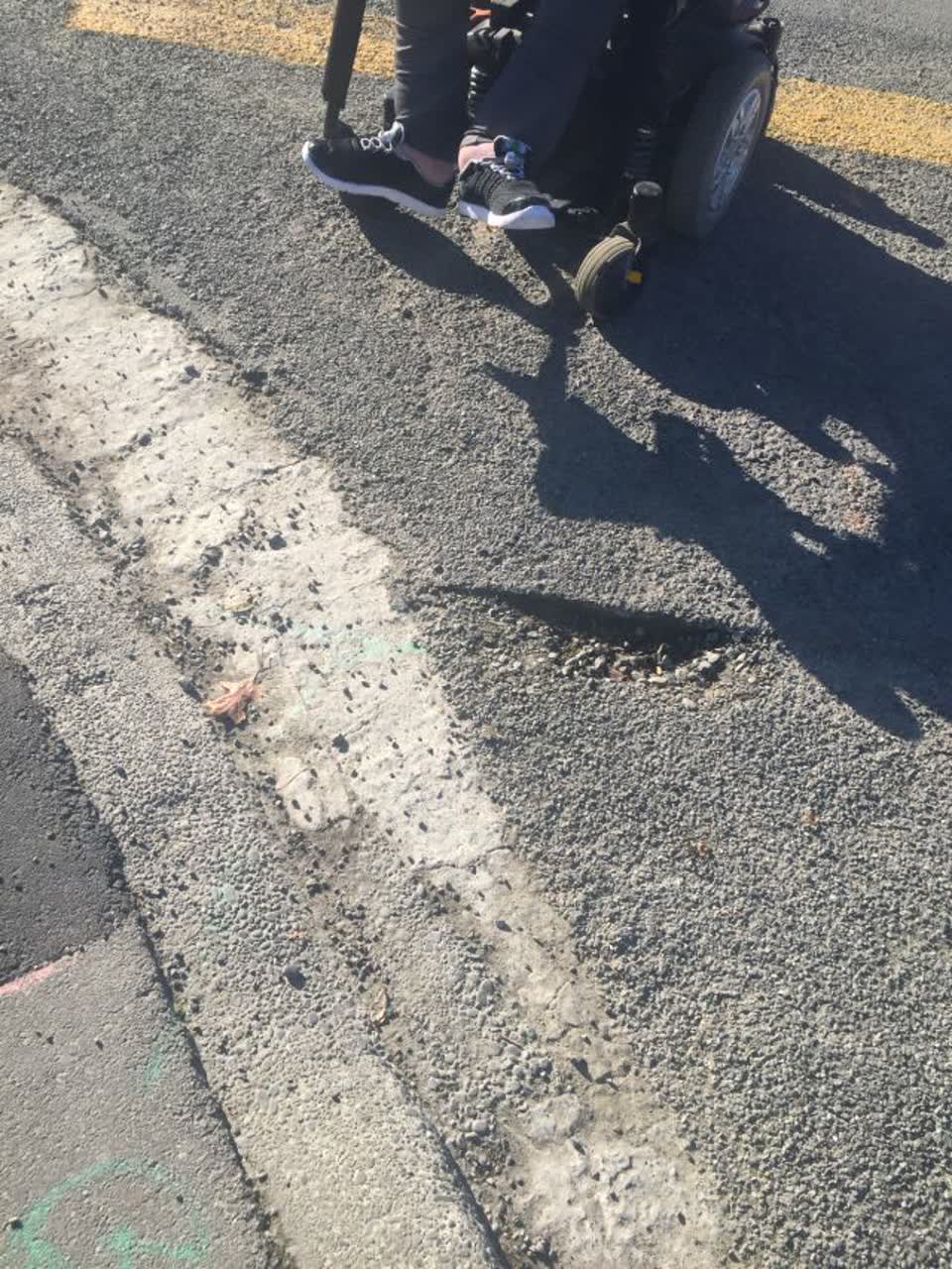 The photograph attached to this roading/streets report
