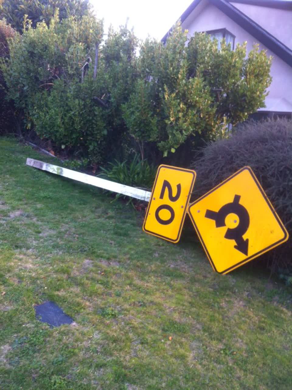 The photograph attached to this roading/streets report