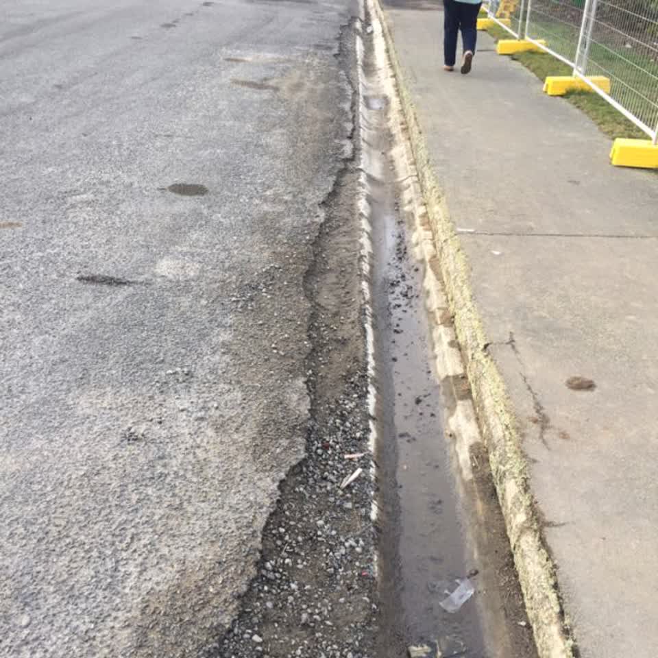 The photograph attached to this roading/streets report