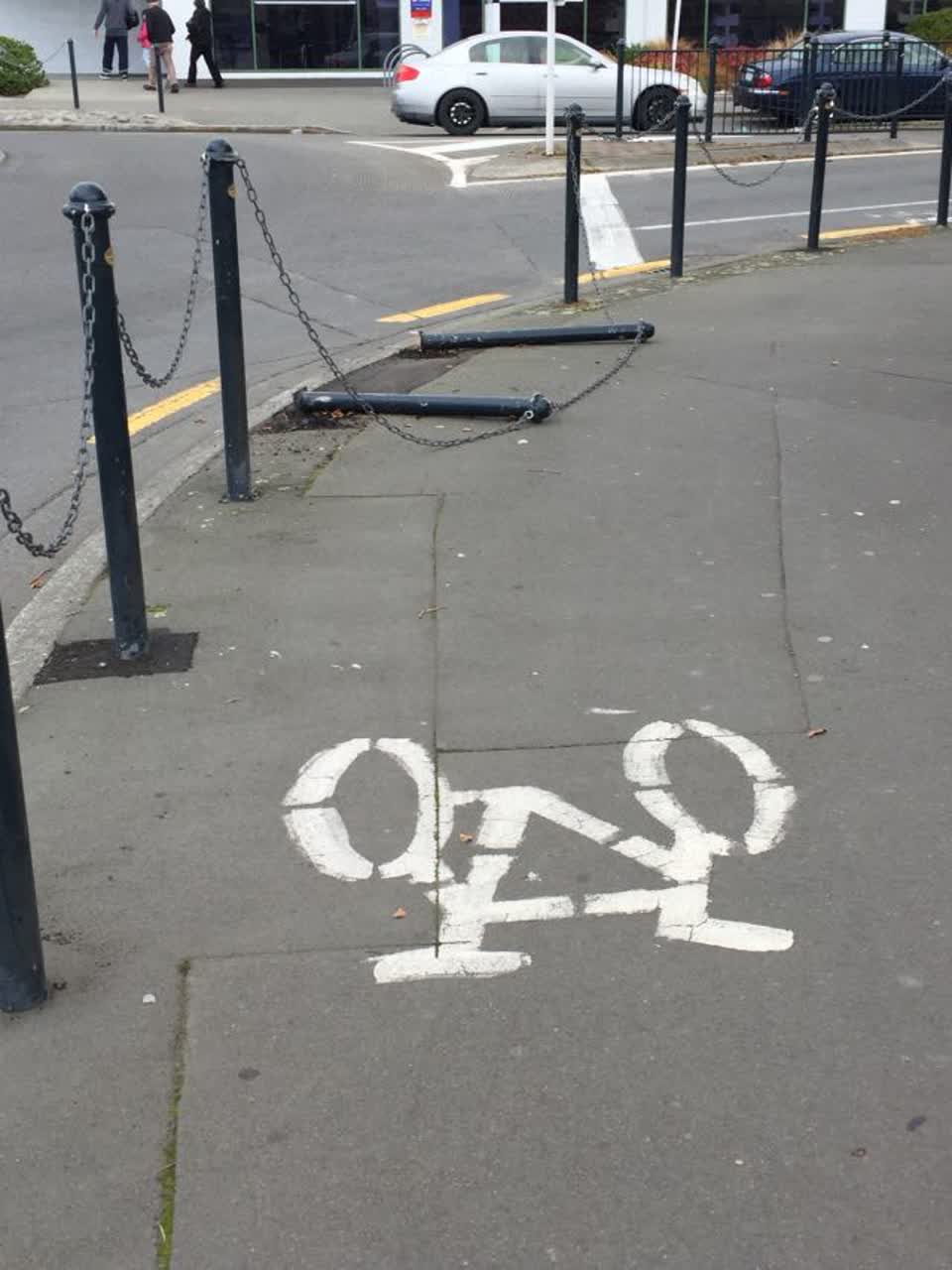 The photograph attached to this roading/streets report