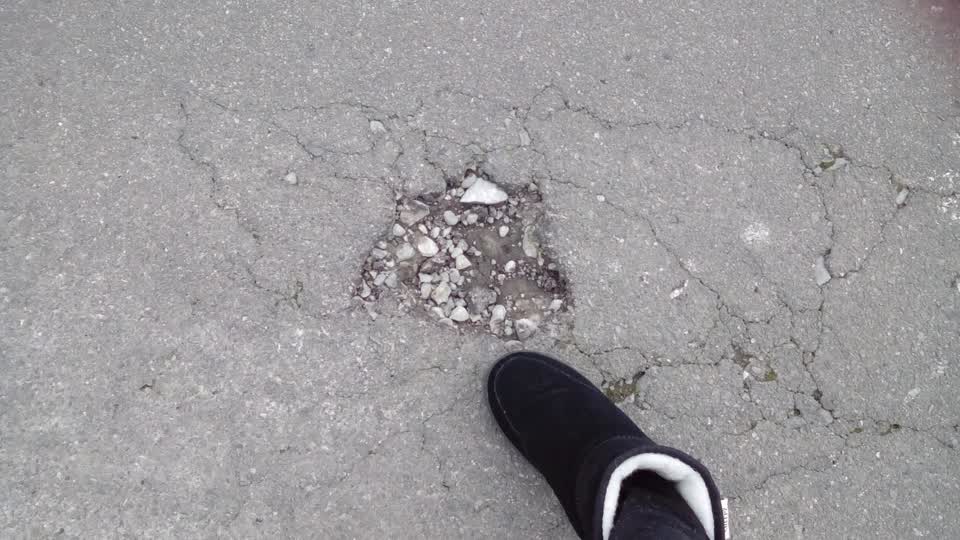 The photograph attached to this roading/streets report
