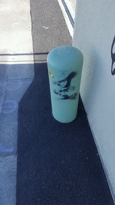 Graffiti, a report photo