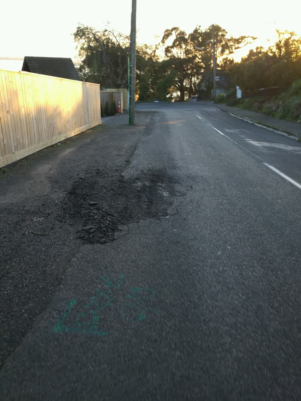 The photograph attached to this roading/streets report