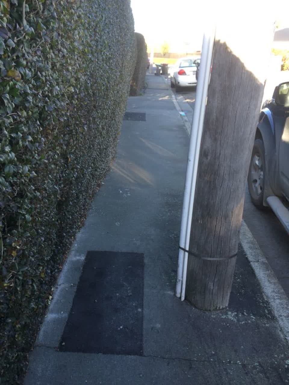 The photograph attached to this roading/streets report