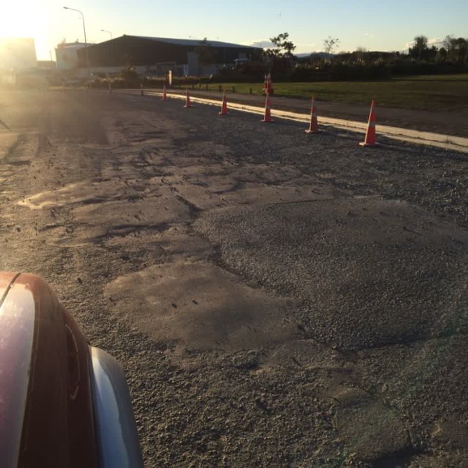 The photograph attached to this roading/streets report