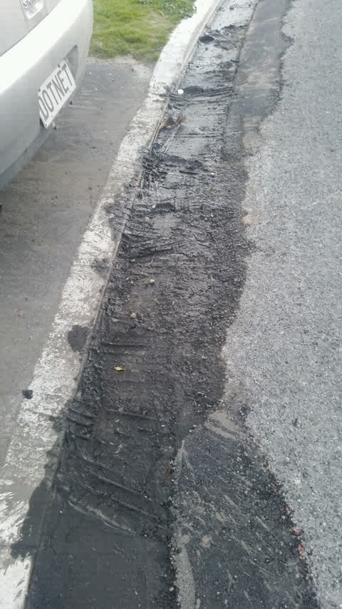 Roading/Streets, a report photo