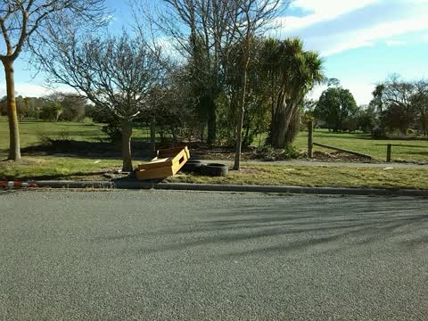 Rubbish/Recycling, a report photo