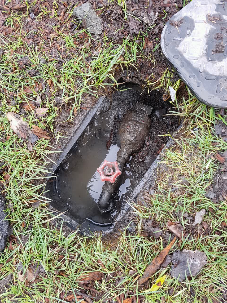 The photograph attached to this water supply report