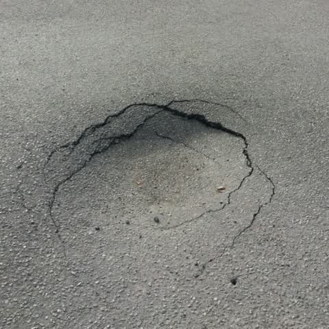 Roading/Streets, a report photo