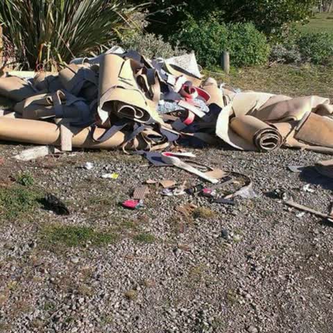 Rubbish/Recycling, a report photo