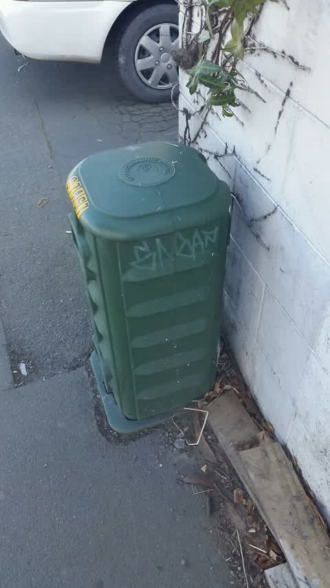 Graffiti, a report photo