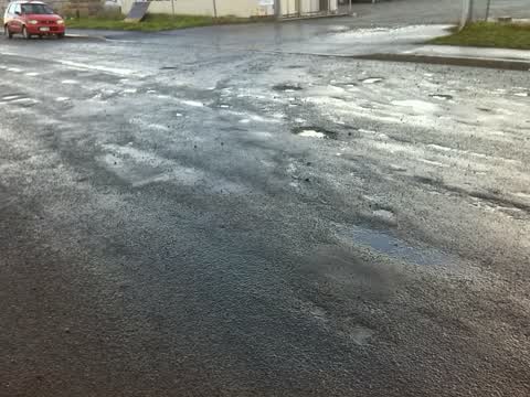Roading/Streets, a report photo