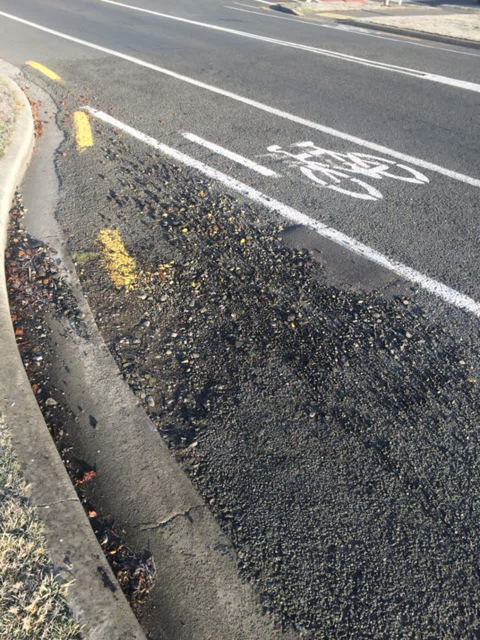 The photograph attached to this roading/streets report