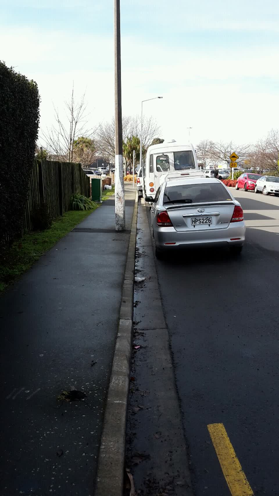 The photograph attached to this roading/streets report